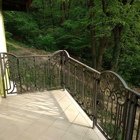 Appartamento Apartament Ramona Braşov Esterno foto