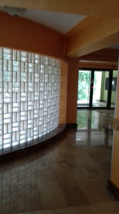 Appartamento Apartament Ramona Braşov Esterno foto